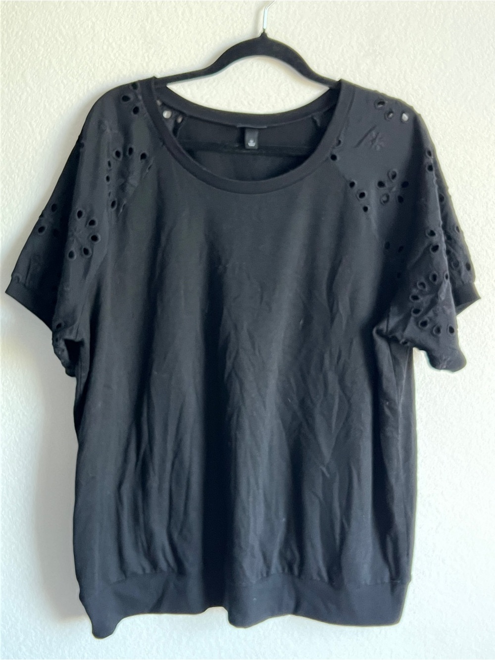 Torrid Black Eyelet Sleeve Women's Top Sz 2X